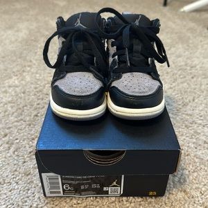 Jordan 1 Mid SE Craft (Black/Grey) - Size 6C